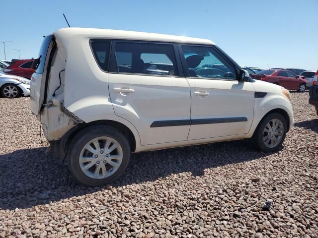 2013 KIA Soul +