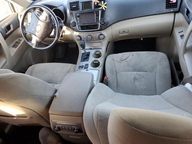 2013 Toyota Highlander Base