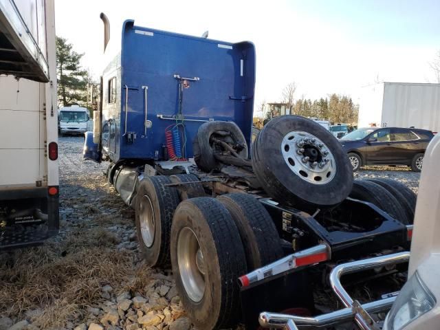 2017 Peterbilt 389