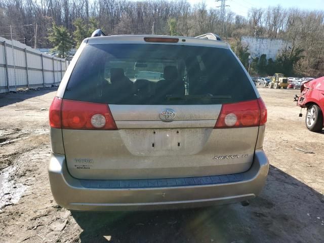 2009 Toyota Sienna CE