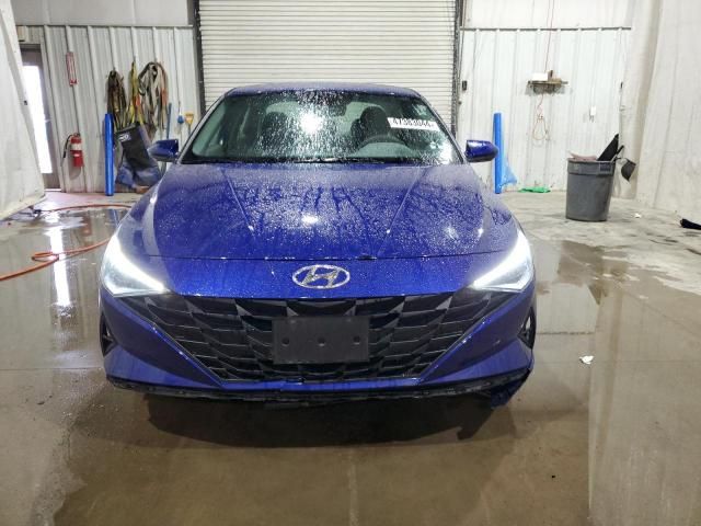 2021 Hyundai Elantra SE