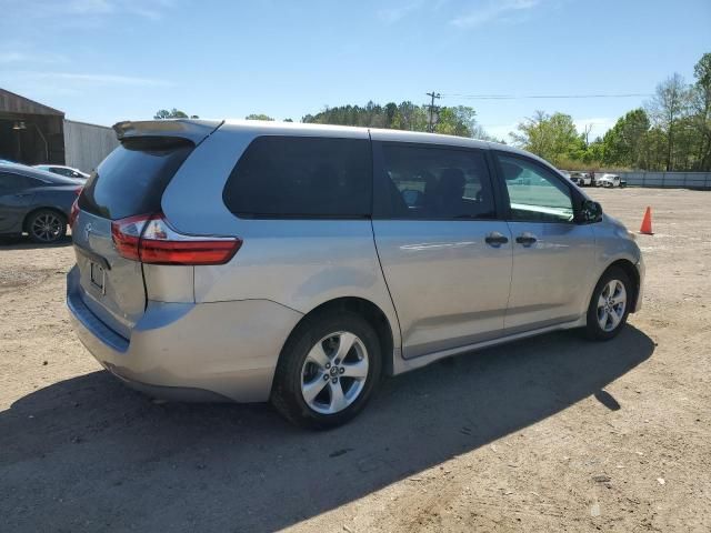 2018 Toyota Sienna L