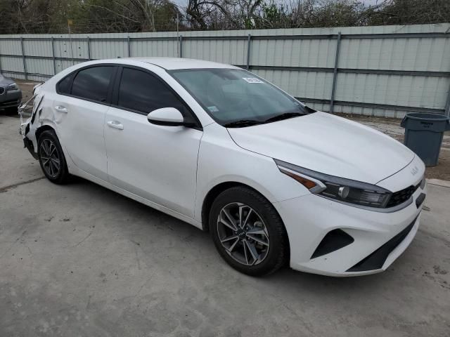 2022 KIA Forte FE