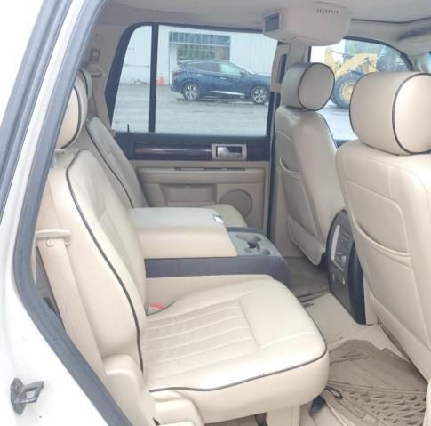 2006 Lincoln Navigator