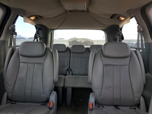 2005 Chrysler Town & Country Touring