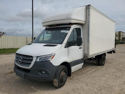 Camiones salvage para piezas a la venta en subasta: 2019 Mercedes-Benz Sprinter 3500/4500