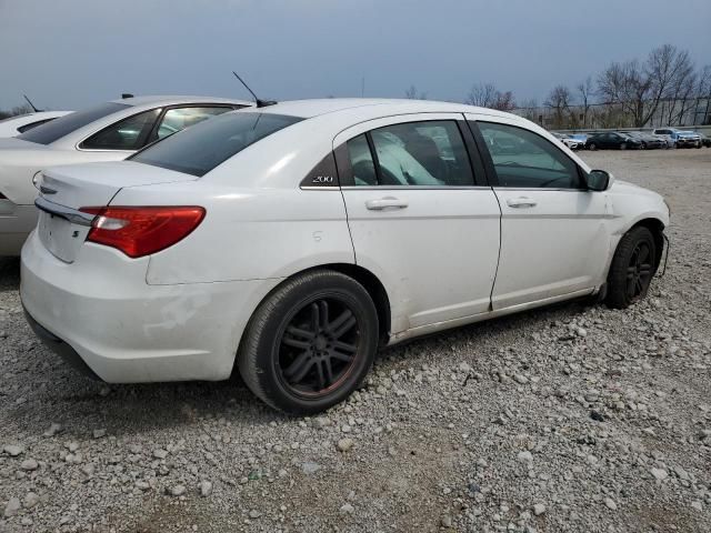 2013 Chrysler 200 Touring