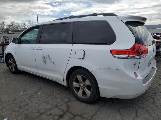 2011 Toyota Sienna LE