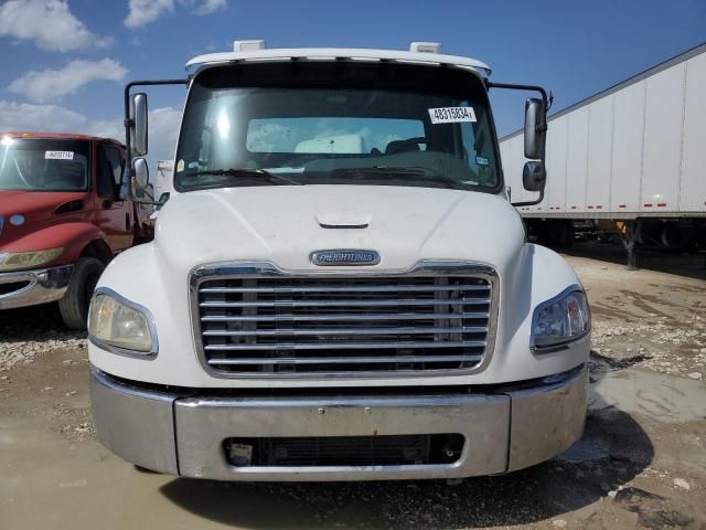 2005 Freightliner M2 106 Medium Duty