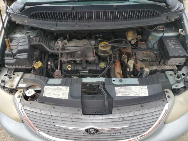 2001 Chrysler Town & Country LXI