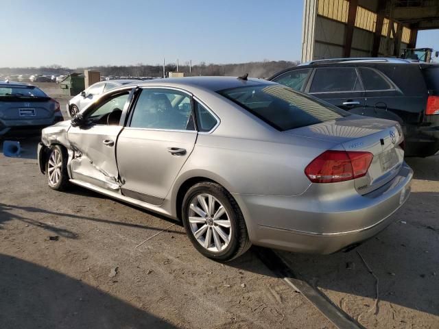 2012 Volkswagen Passat SEL