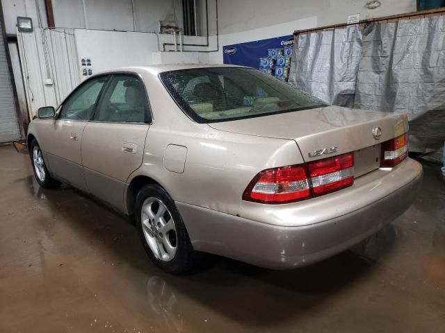 2000 Lexus ES 300