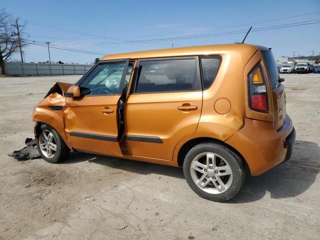 2011 KIA Soul +