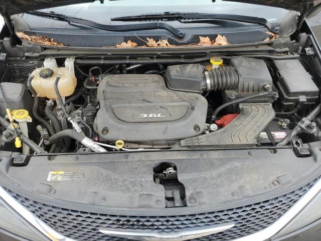 2017 Chrysler Pacifica LX