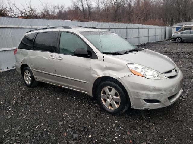 2006 Toyota Sienna CE