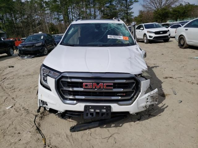 2023 GMC Terrain AT4