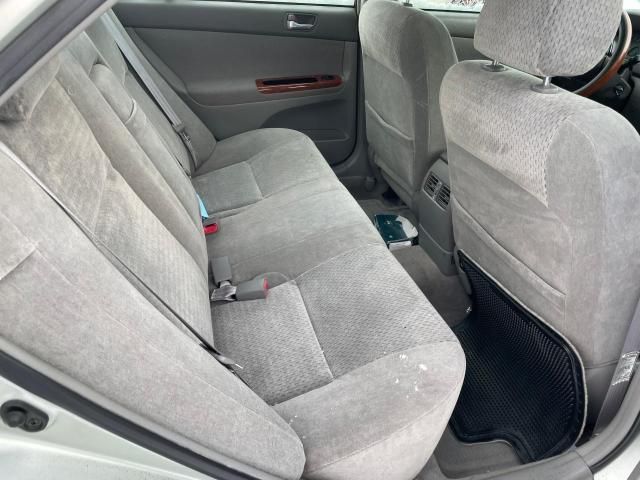 2002 Toyota Camry LE