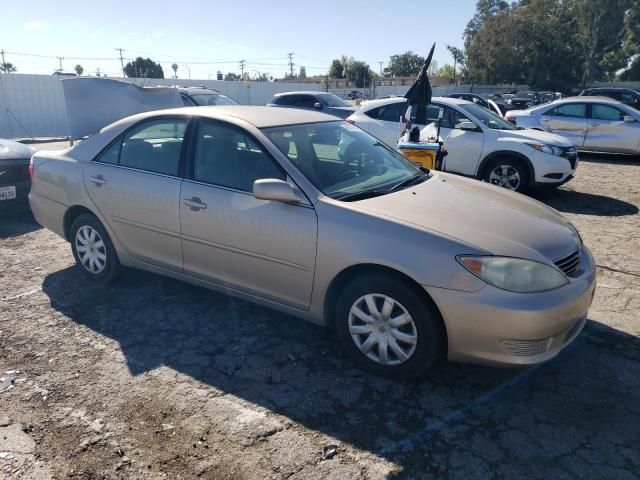 2005 Toyota Camry LE