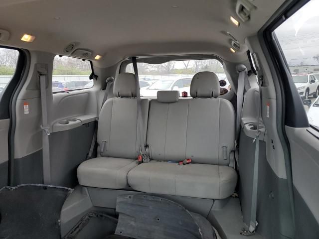 2015 Toyota Sienna XLE