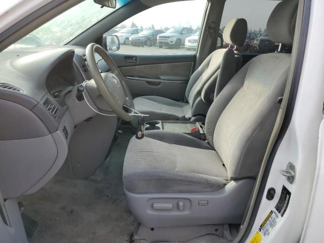 2006 Toyota Sienna CE