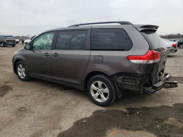 2014 Toyota Sienna LE