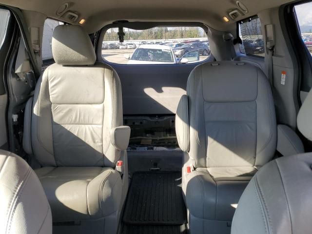 2018 Toyota Sienna XLE