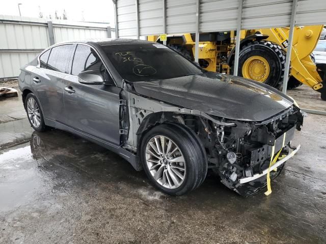 2018 Infiniti Q50 Luxe