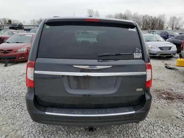 2012 Chrysler Town & Country Touring L