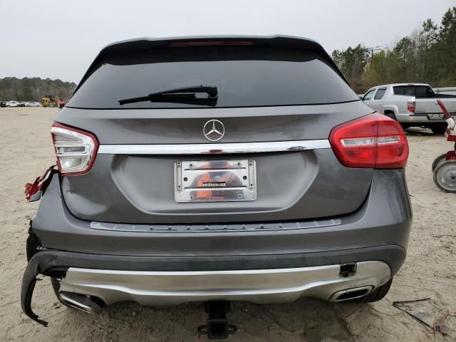 2015 Mercedes-Benz GLA 250