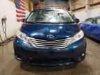 2012 Toyota Sienna XLE