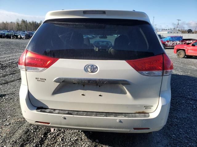 2011 Toyota Sienna XLE