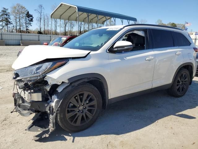 2019 Toyota Highlander SE