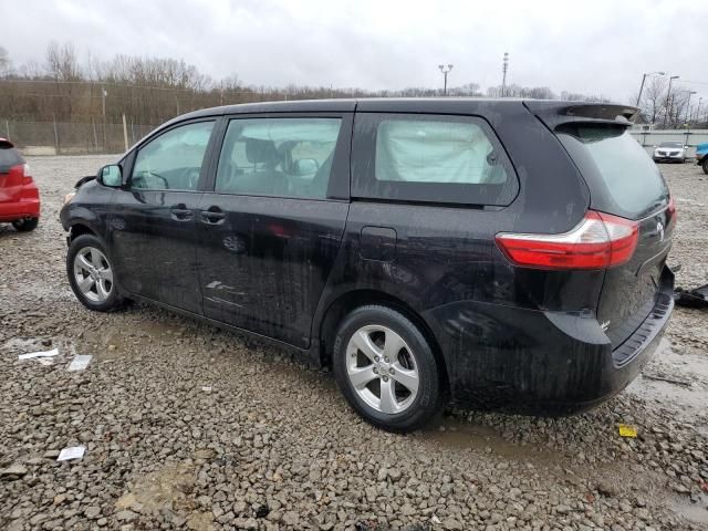 2017 Toyota Sienna