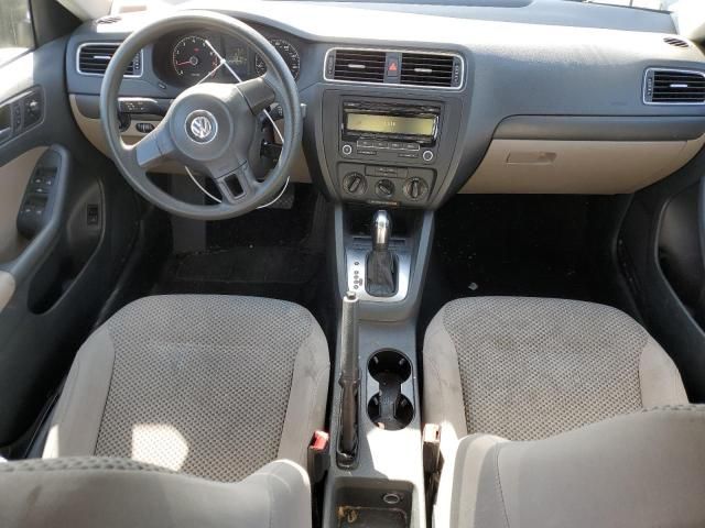 2013 Volkswagen Jetta Base