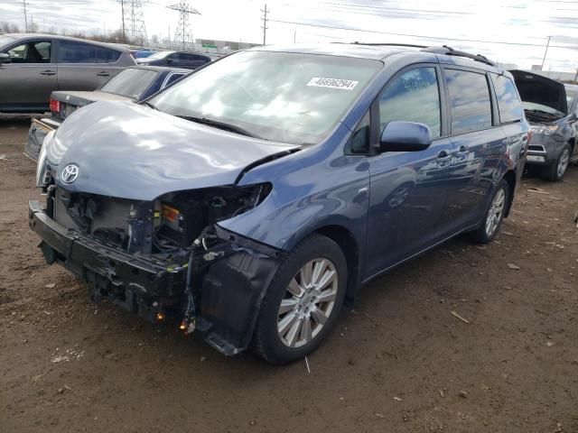 2017 Toyota Sienna LE