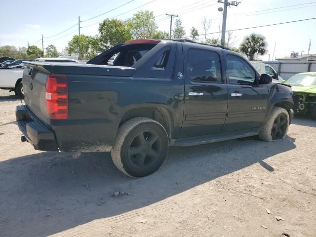 2013 Chevrolet Avalanche LS