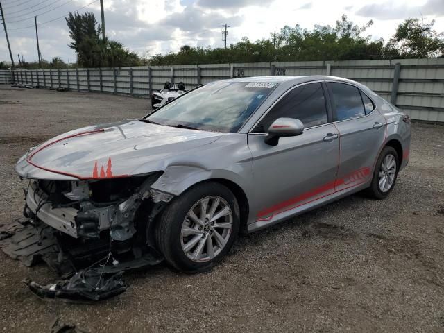 2022 Toyota Camry LE