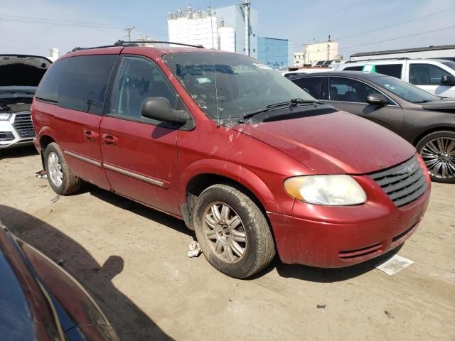 2006 Chrysler Town & Country