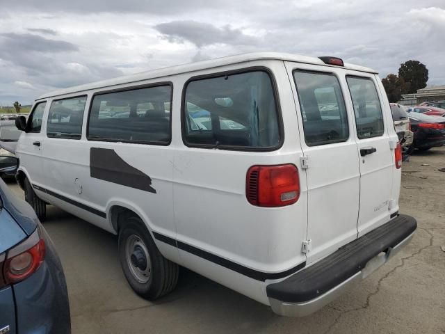 2002 Dodge RAM Wagon B3500