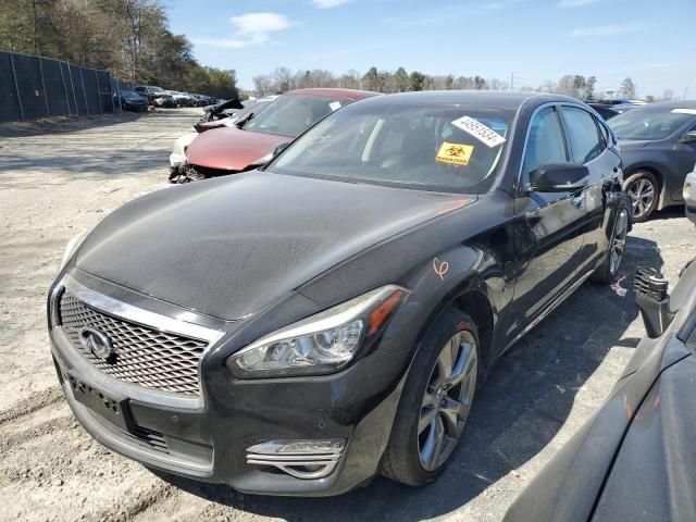 2015 Infiniti Q70 3.7