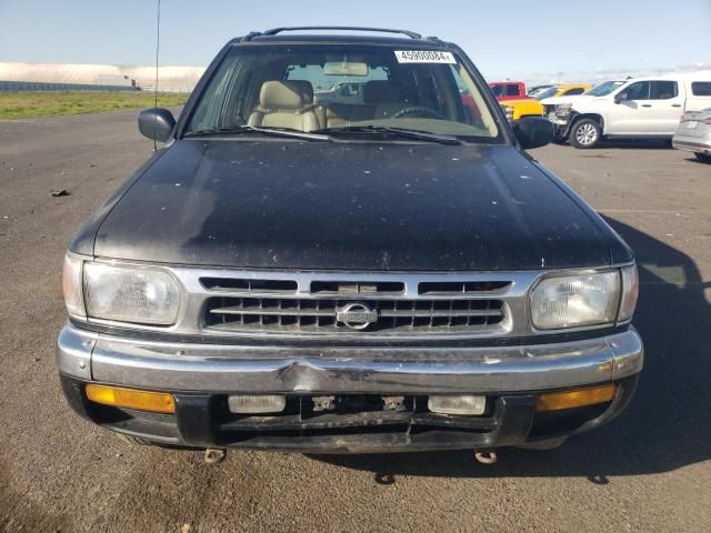 1998 Nissan Pathfinder XE