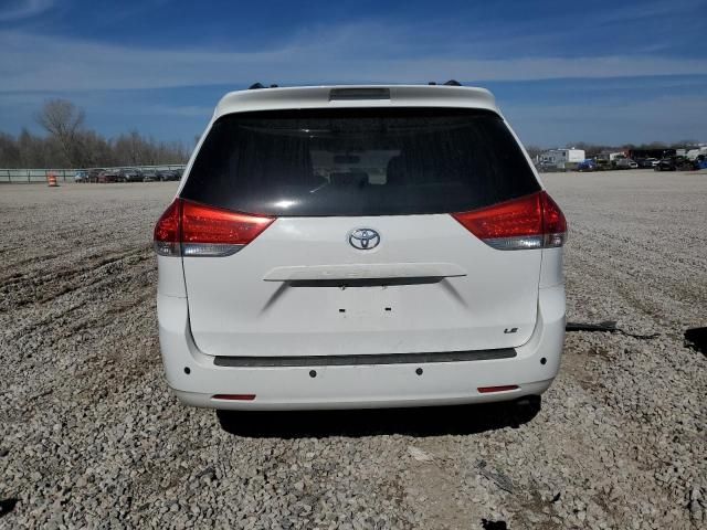 2012 Toyota Sienna LE