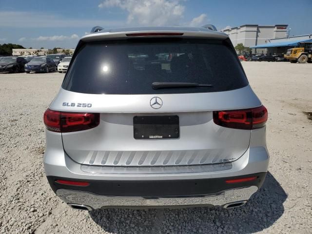 2021 Mercedes-Benz GLB 250