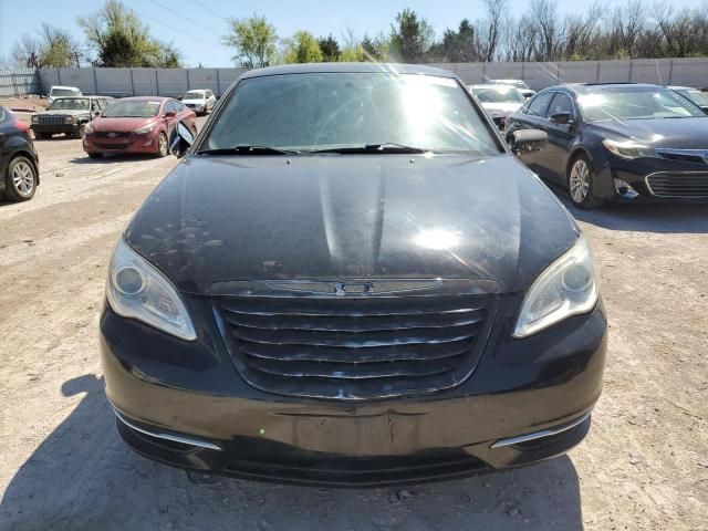 2011 Chrysler 200 Limited