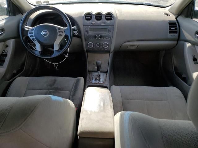 2010 Nissan Altima Base