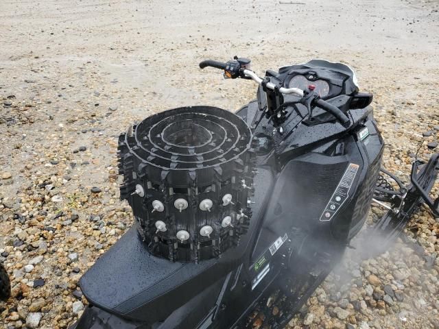 2018 Skidoo Renegade