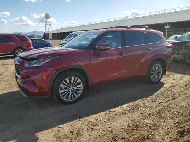 2021 Toyota Highlander Hybrid Platinum