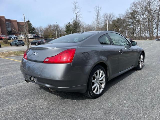 2011 Infiniti G37