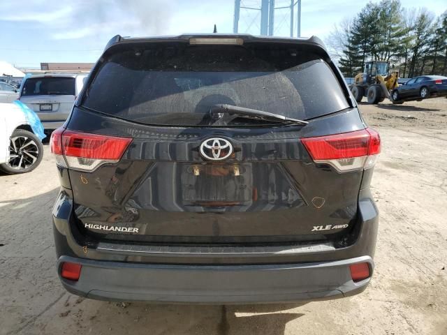 2018 Toyota Highlander SE