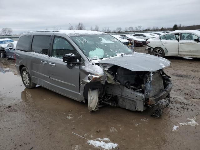 2016 Chrysler Town & Country Touring